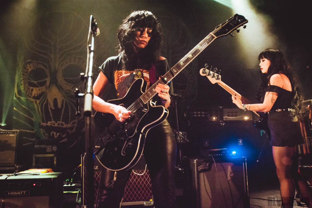 L.A. WITCH playing live